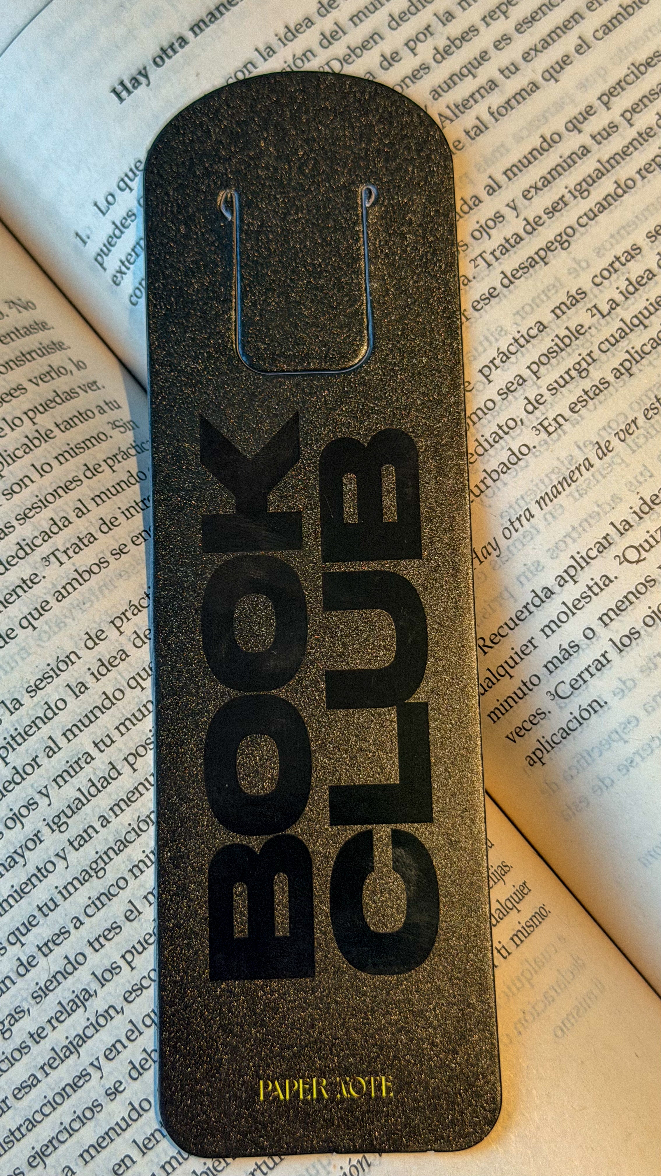 SEPARADOR DE LIBROS BLACK BLACK