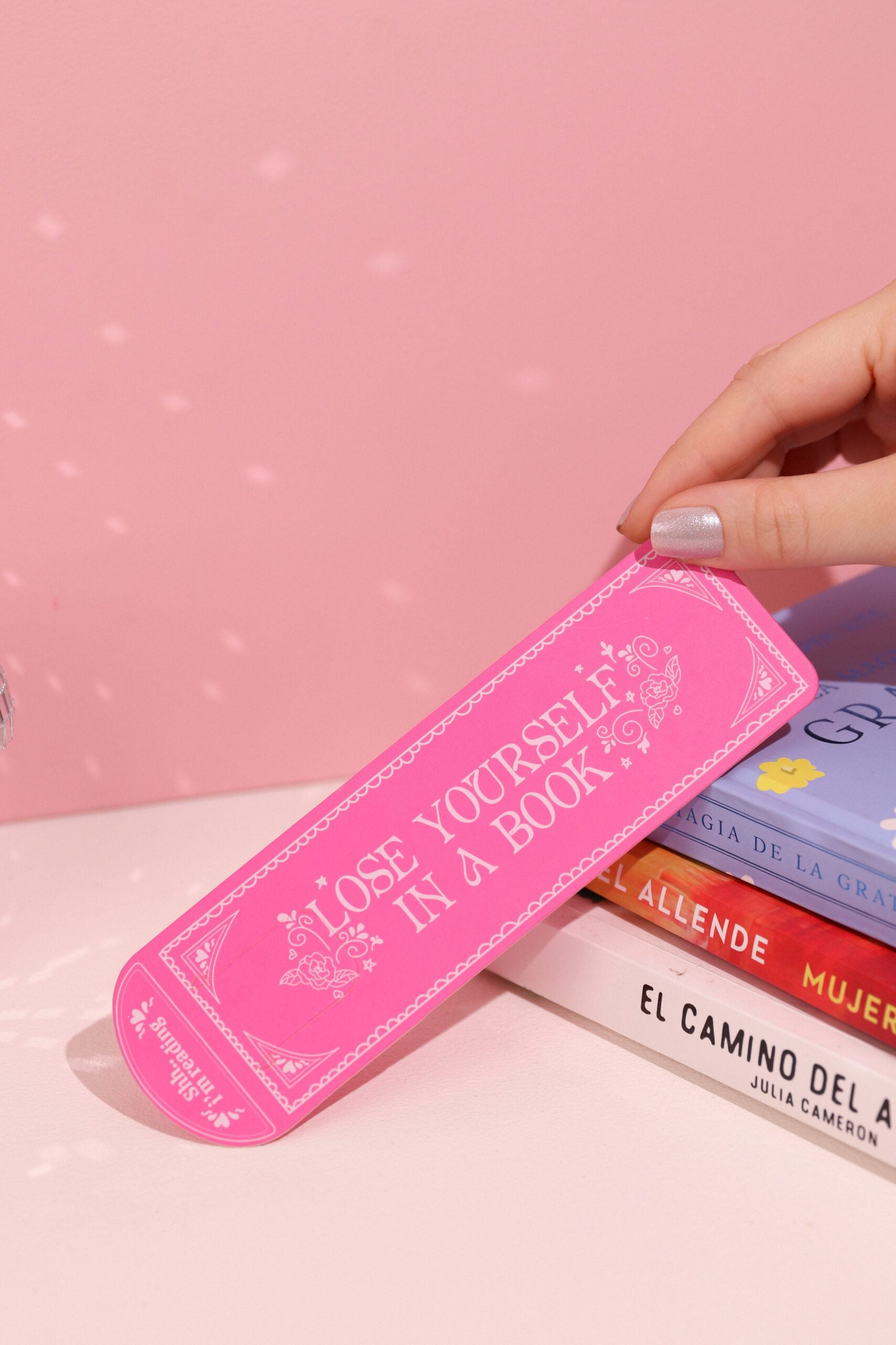 Separador de libros shhh