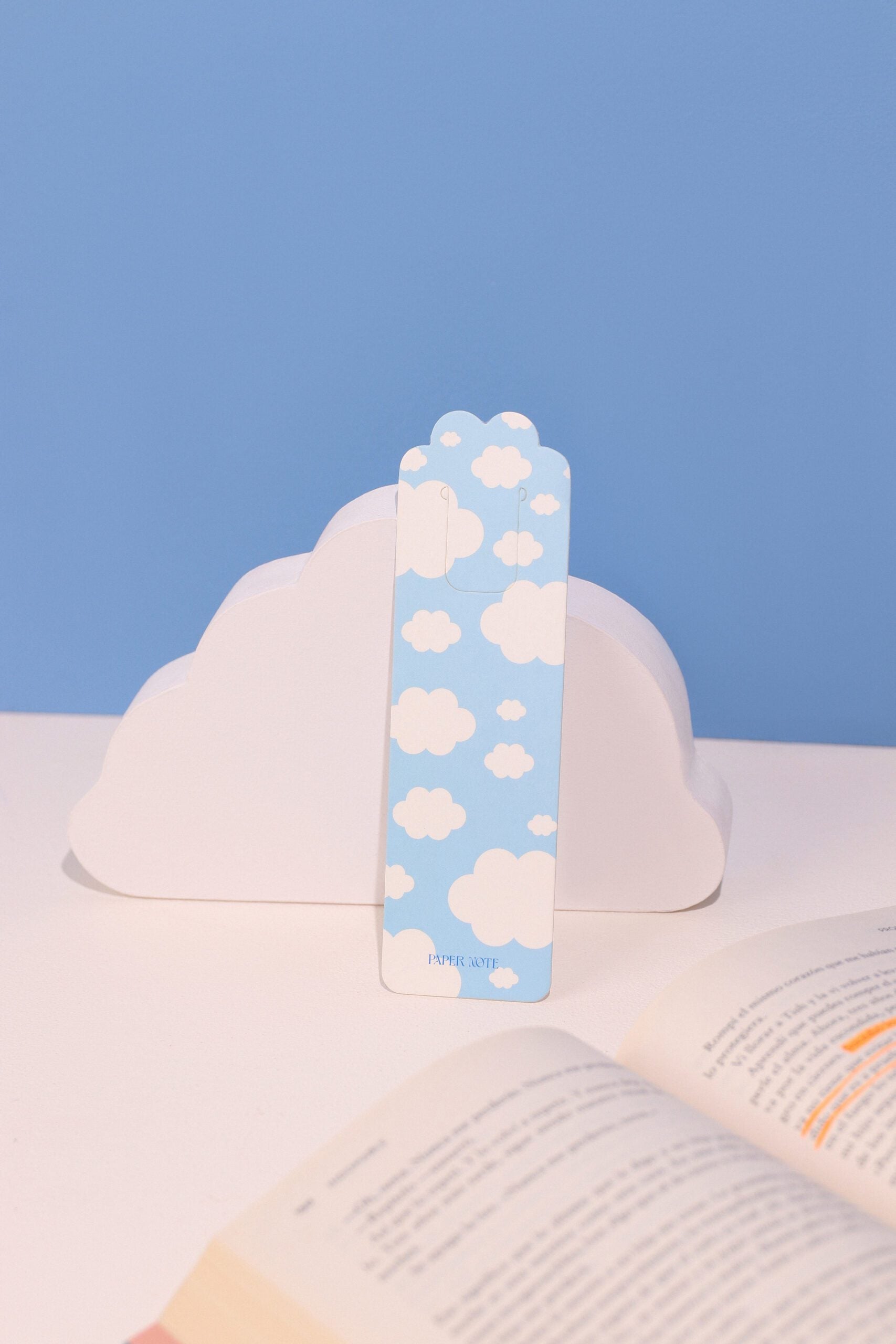Separador de libros clouds